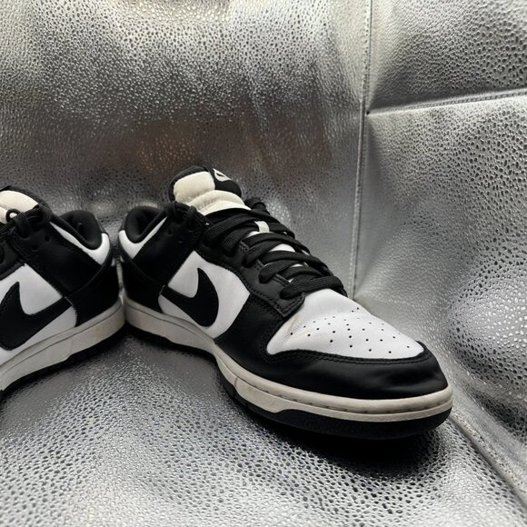 Size 11 Nike Dunk Low Retro Mens White Black Panda Athletic Sneaker DD1391-100 - Picture 4 of 11